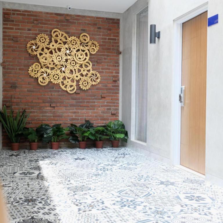 The Batik Bed And Coffee Bandung Hotel Exterior foto